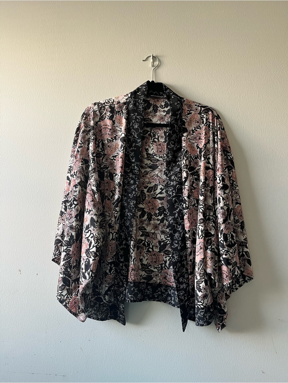 Kimchi Blue Black and Pink Floral Kimono Cardigan
